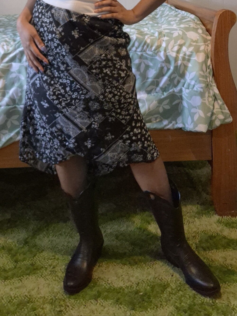 Y2k/90s Vintage black patchwork Print floral handkerchief boho midi skirt